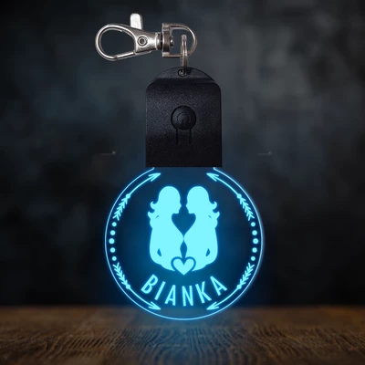 Ikrek csillagjegyes világító led kulcstartó - Egyedi felirattal