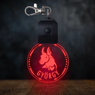 Bika csillagjegyes világító led kulcstartó - Egyedi felirattal
