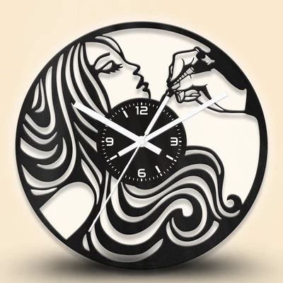 Sminktetováló fa falióra