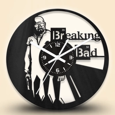 Totál szívás fa falióra