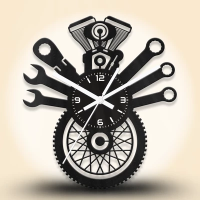 Motorszerelő fa falióra