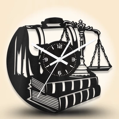 Ügyvéd fa falióra