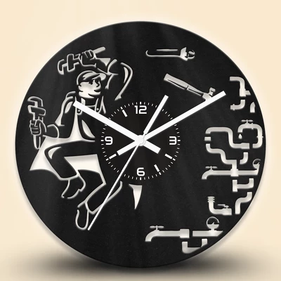 Vízvezeték szerelő fa falióra