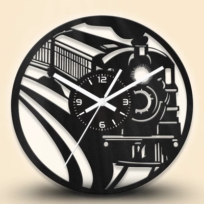 Mozdonyvezető fa falióra