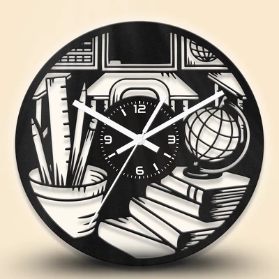 Iskolai tanszerek fa falióra