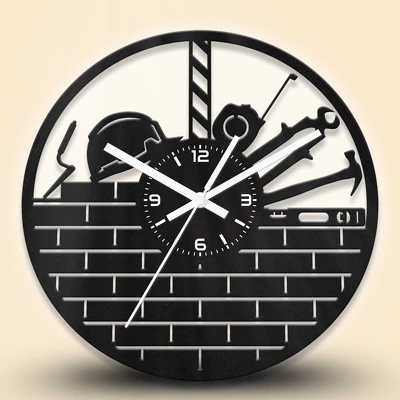 Kőműves fa falióra