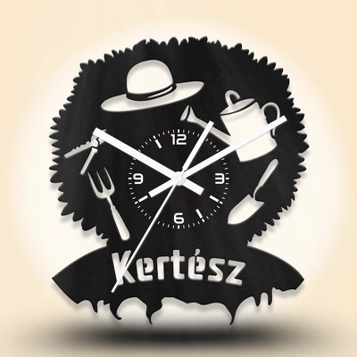 Kertész fa falióra