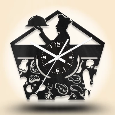 Felszolgáló fa falióra