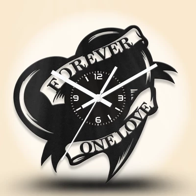 Szív formájú romantikus fa falióra