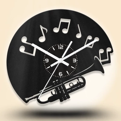 Trombitás fa falióra