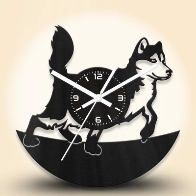 Szibériai husky kutyás fa falióra