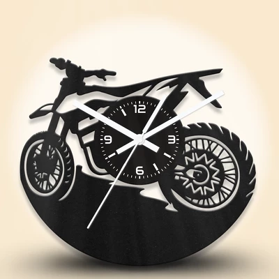 Terepmotoros fa falióra