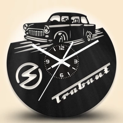 Trabant autós fa falióra