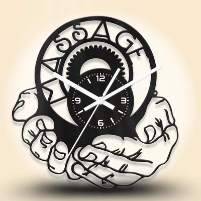 Masszőr fa falióra