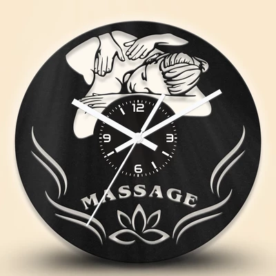 Masszőr fa falióra