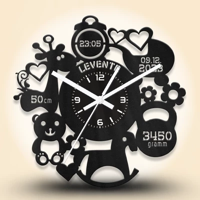 Babaköszöntő fa falióra