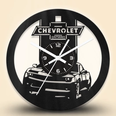 Chevrolet Camaro autós fa falióra