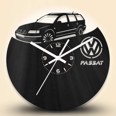 Volkswagen Passat autós fa falióra