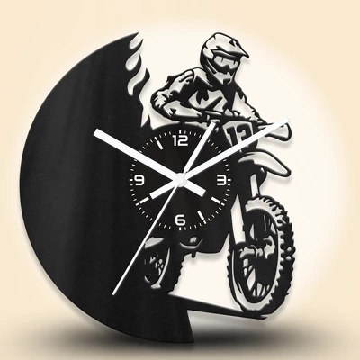 Cross motoros fa falióra