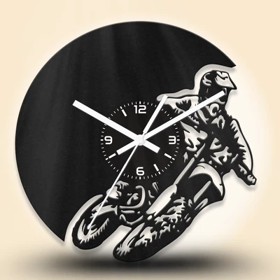 Cross motoros fa falióra