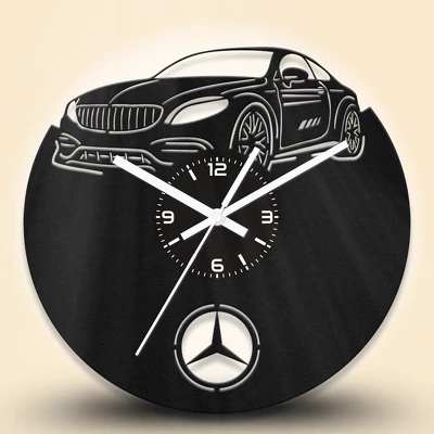 Mercedes-Benz C (W206) autós fa falióra