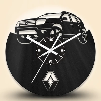 Renault Duster autós fa falióra