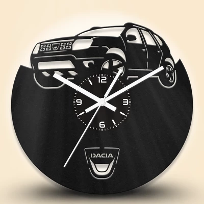 Dacia Duster autós fa falióra