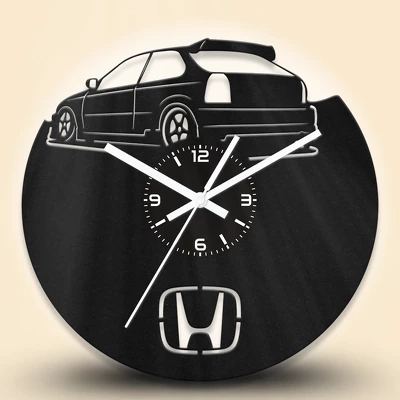 Honda Civic autós fa falióra