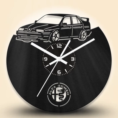 Alfa Romeo 155 autós fa falióra