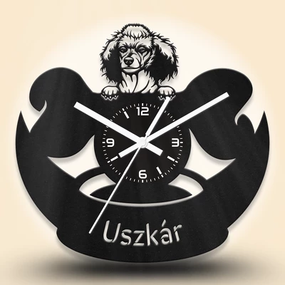 Uszkár kutyafejes fa falióra