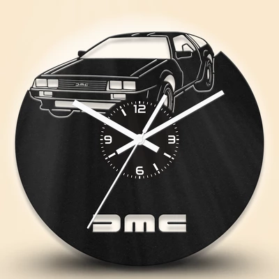 DMC-12 Delorean autós fa falióra