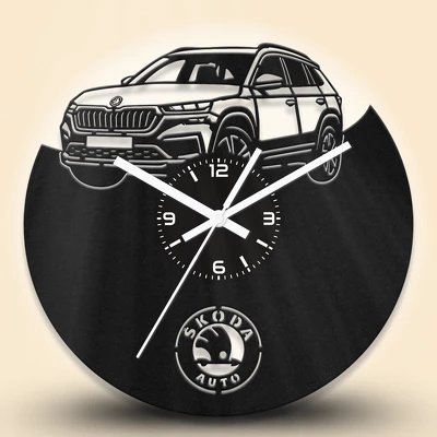 Skoda Kodiaq autós fa falióra