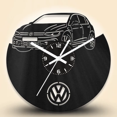 Volkswagen Golf autós fa falióra