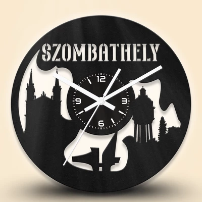 Szombathely fa falióra