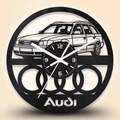 Audi A6 Avant (1996) autós fa falióra